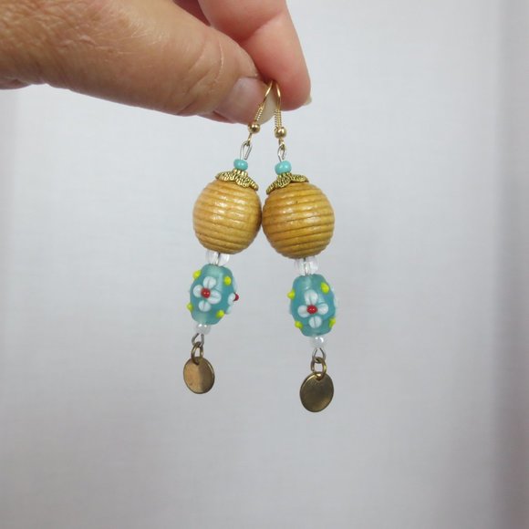 New Tan Wood Blue Floral Lampwork Glass Earrings - Picture 3 of 6